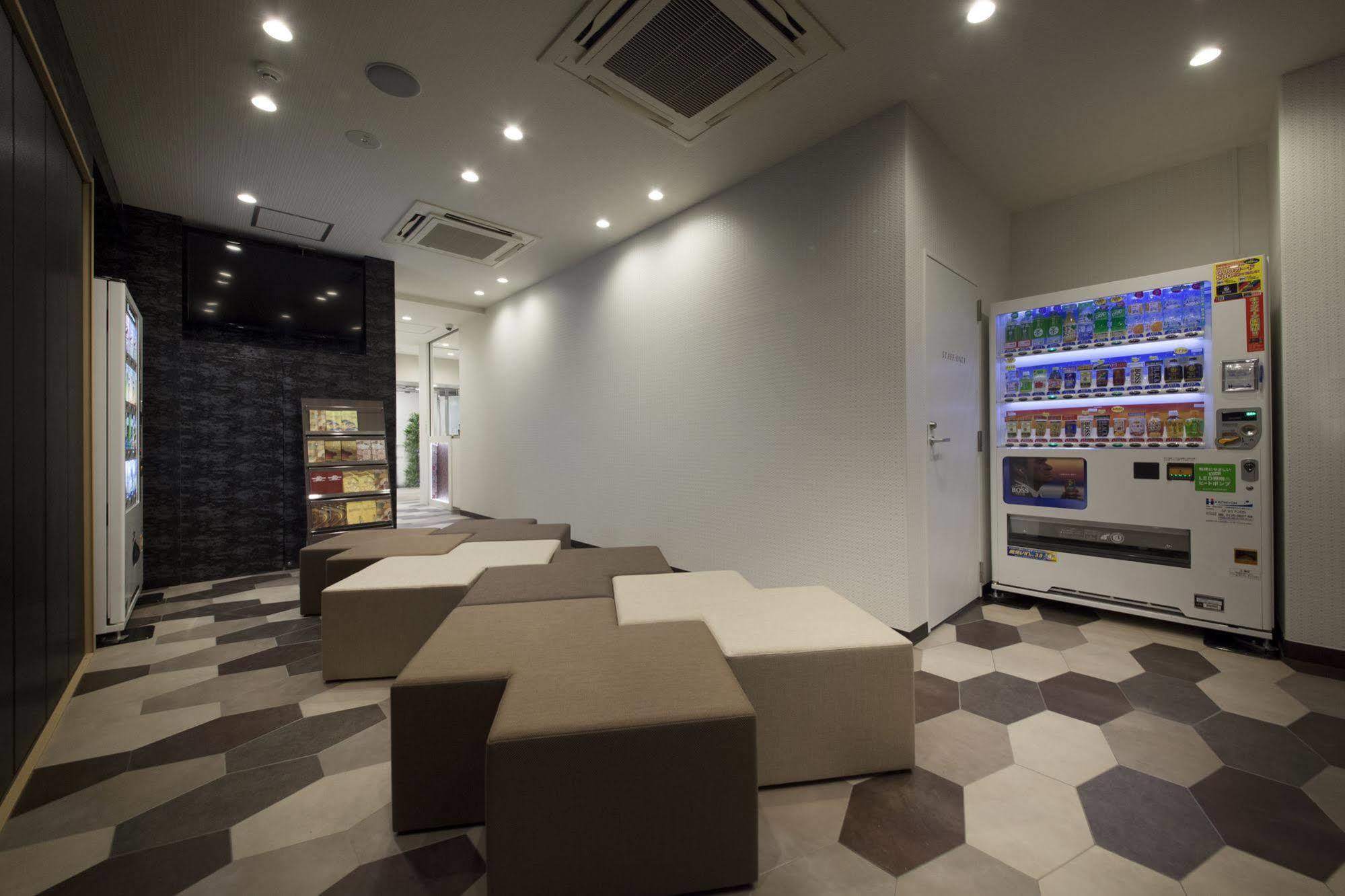 Centurion Ladies Hostel Ueno Park Tokió Kültér fotó