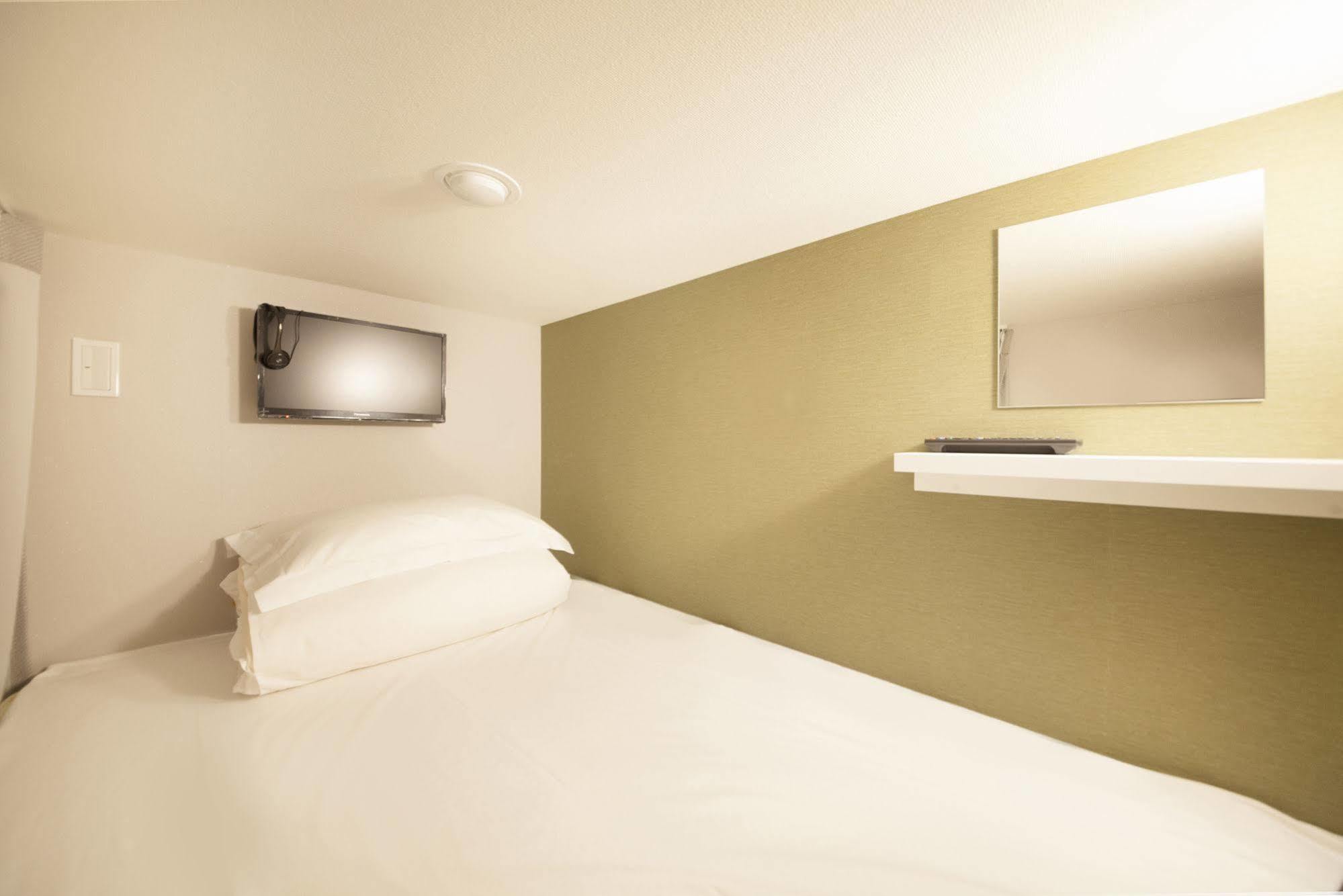 Centurion Ladies Hostel Ueno Park Tokió Kültér fotó
