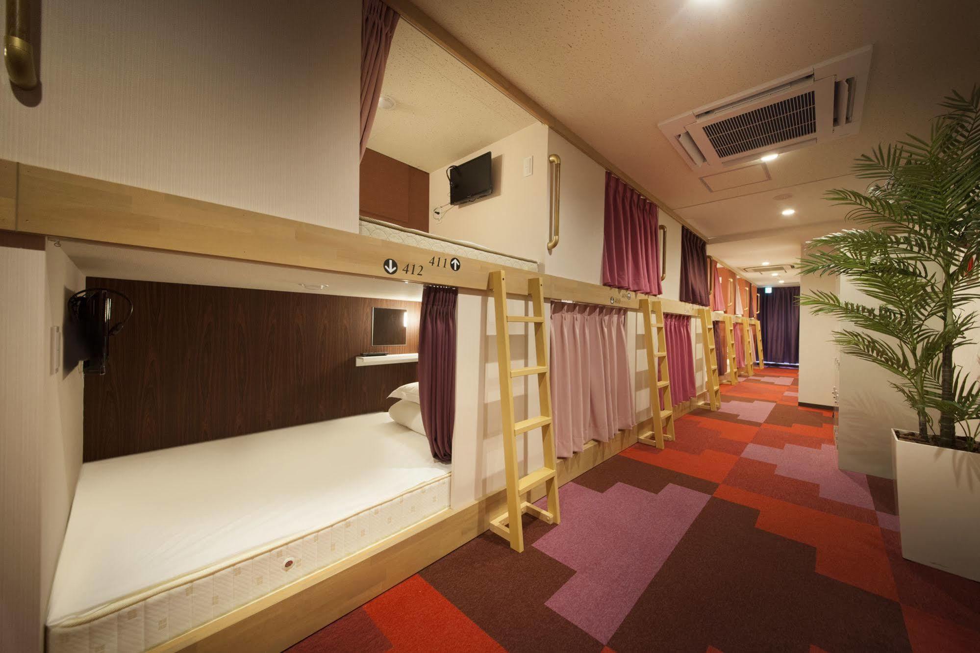 Centurion Ladies Hostel Ueno Park Tokió Kültér fotó