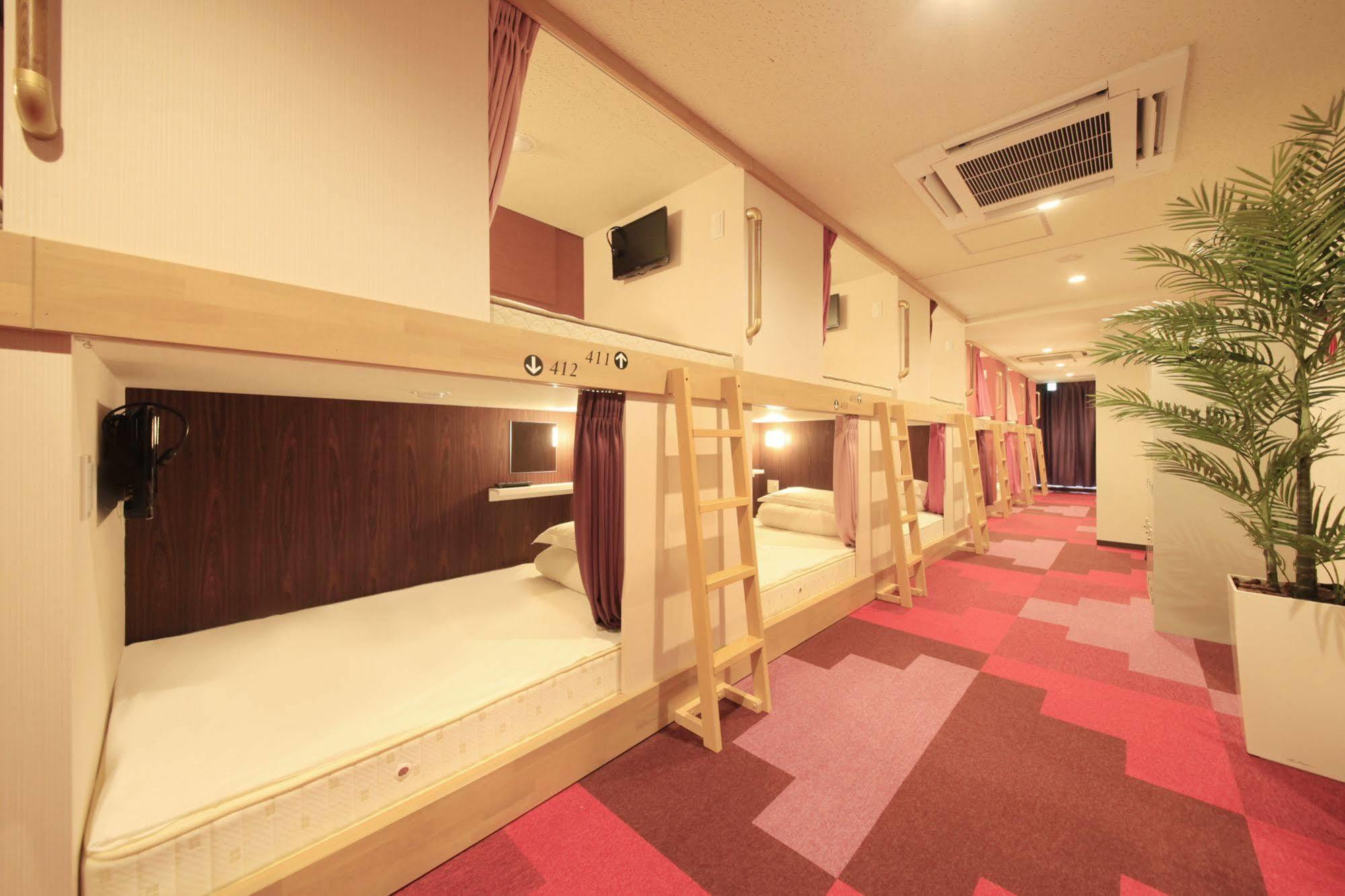 Centurion Ladies Hostel Ueno Park Tokió Kültér fotó